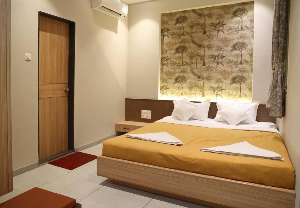 'Sumadhu Homes 301 ' 戈尔哈布尔 外观 照片